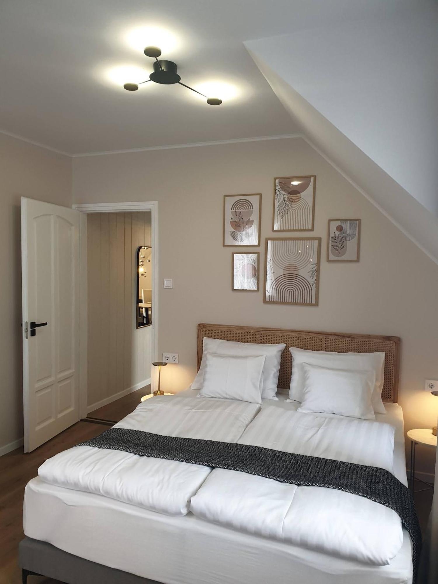 Bed and breakfast The Secret Garden - Keszthely Extérieur photo
