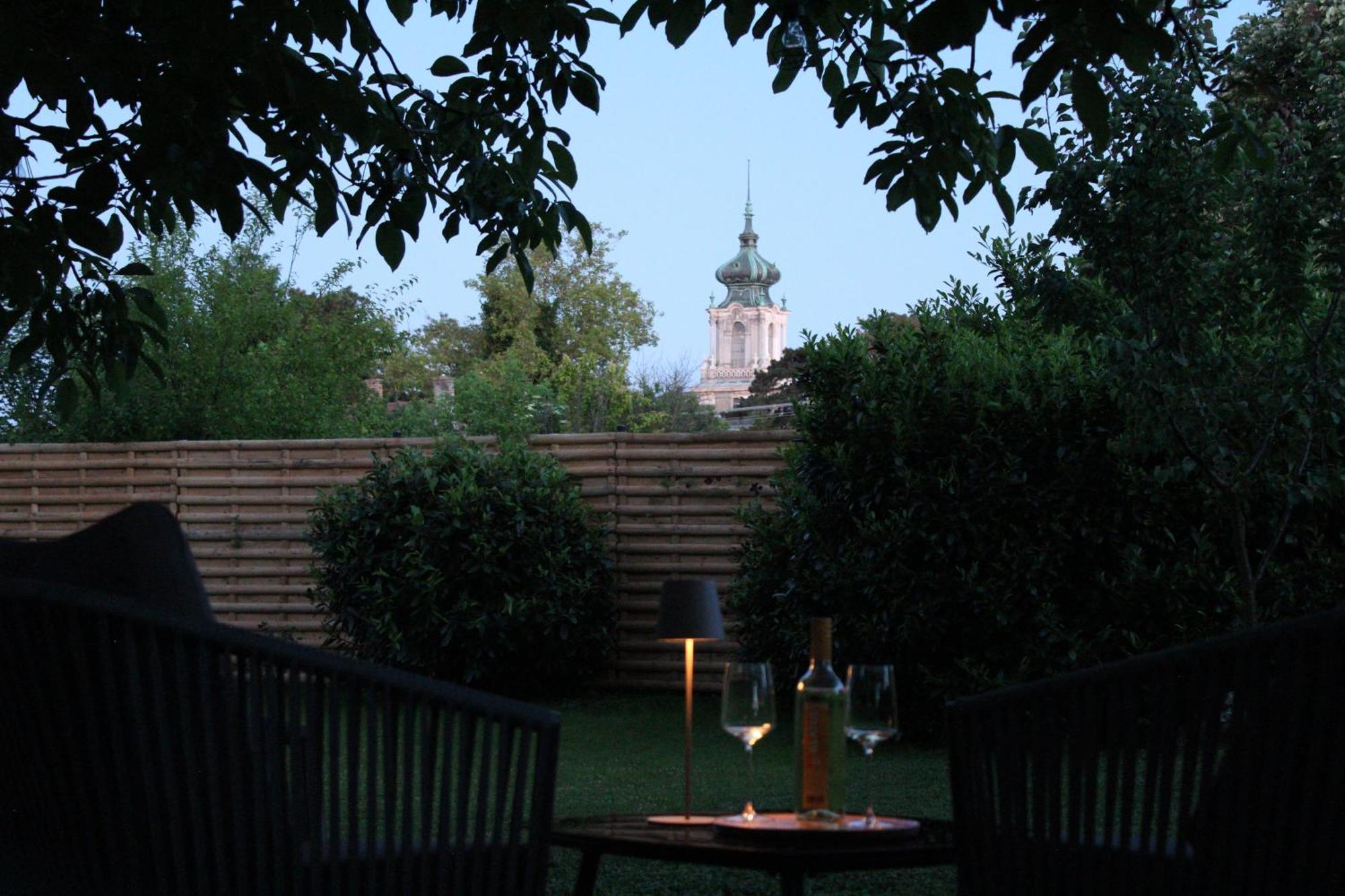 Bed and breakfast The Secret Garden - Keszthely Extérieur photo